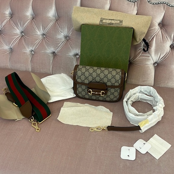 GUCCI HORSEBIT 1955 MINI BAG
$ 2,890 - Picture 6 of 17